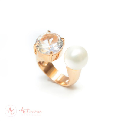 Anel Cristal Com Pérola Banhado Em Ouro 18k<br><span style='color:#fff;'>Joias</span>