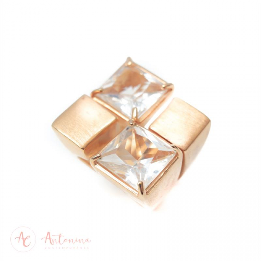 Anel Quadradinho Fosco Com Cristal Banhado Em Ouro 18k