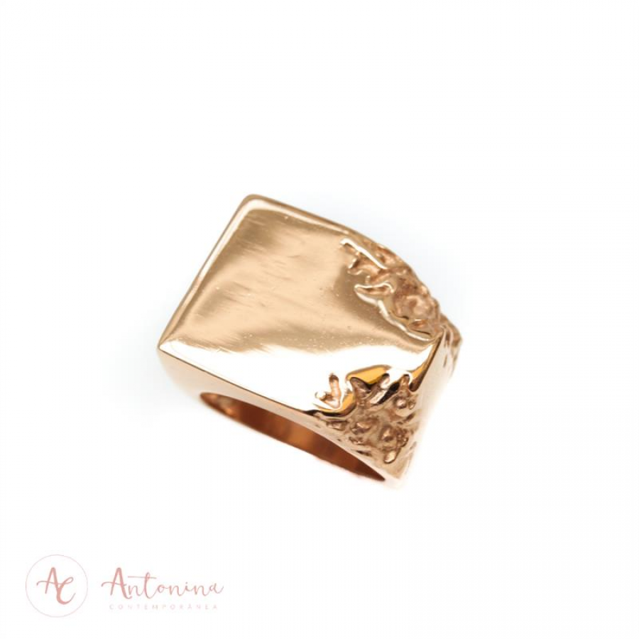 Anel Quadrado Raizes Banhado Em Ouro 18k