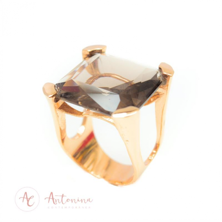 Anel Cristal Quadrado Fumê Whisky Banhado Em Ouro 18k