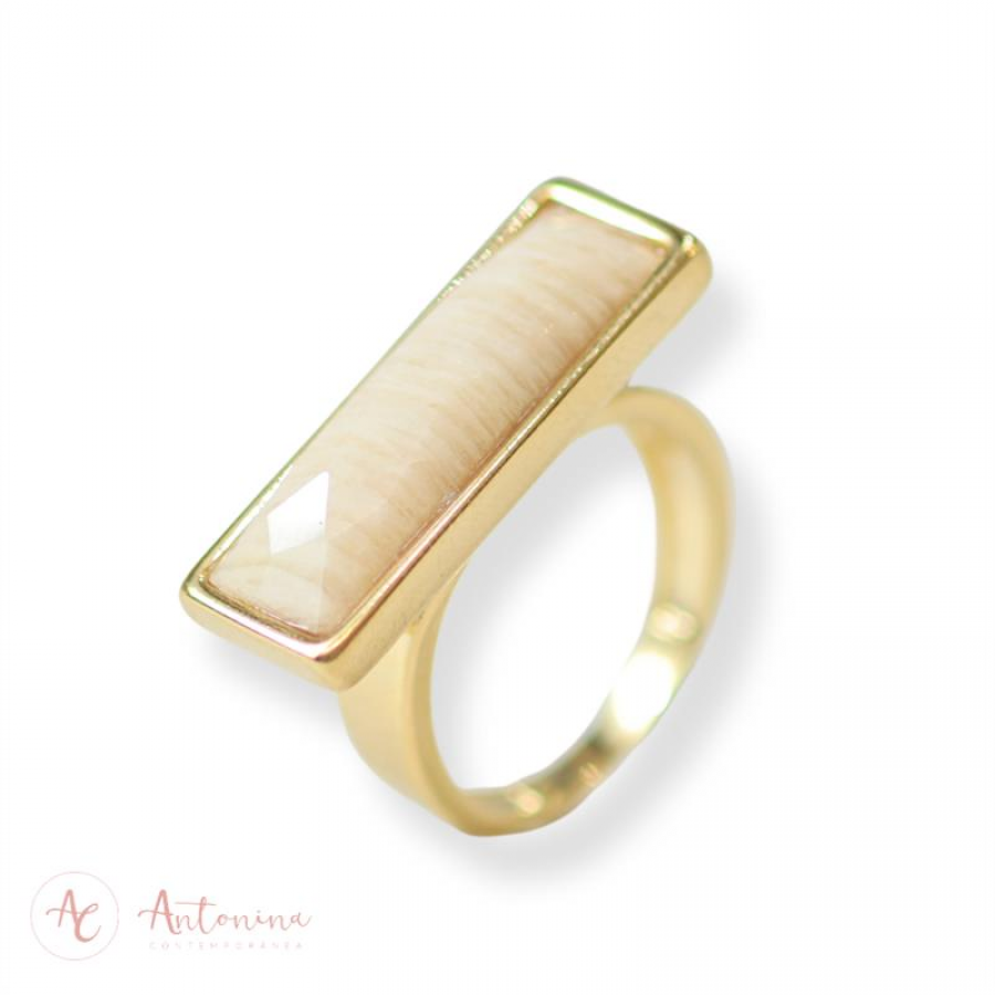 Anel Retangular Facetado Amazonita Bege Banhado Em Ouro 18k