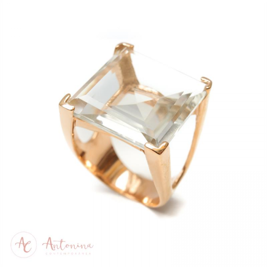 Anel Quadrado Cristal Translúcido Banhado Em Ouro 18k