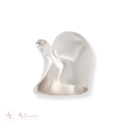 Anel Encaixe De Ondas Banhado Em Prata<br><span style='color:#fff;'>Joias</span>