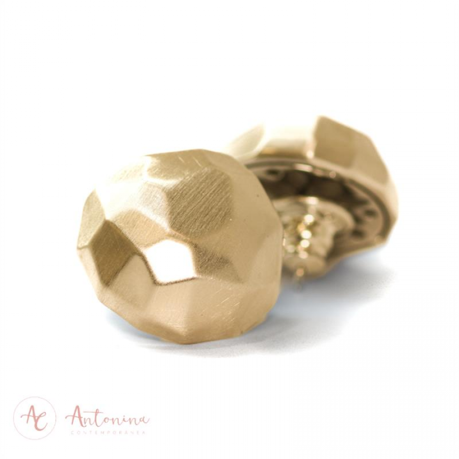 Brinco Bola Martelada Banhado Em Ouro 18k