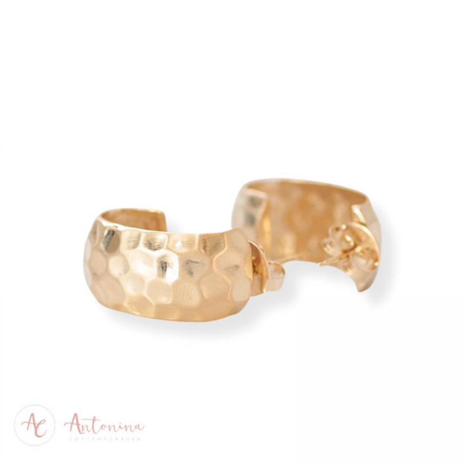Brinco Colmeia Martelado Banhado Em Ouro 18k