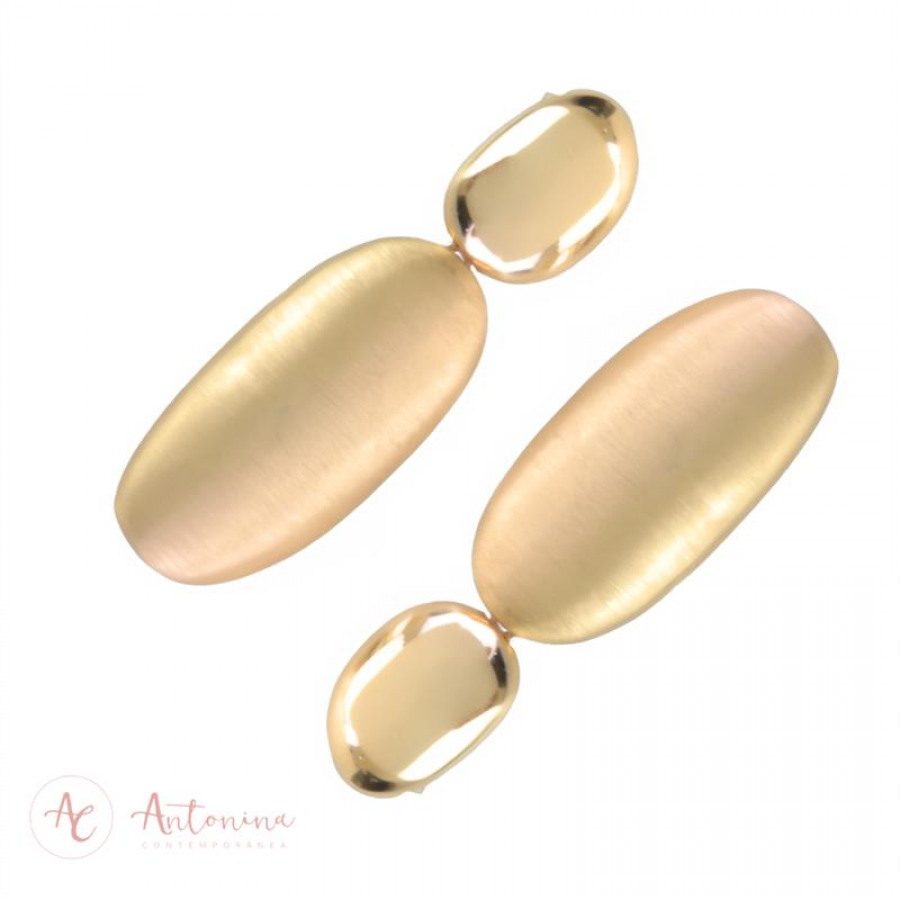 Brinco Pingente Oval Fosco Banhado Em Ouro 18k