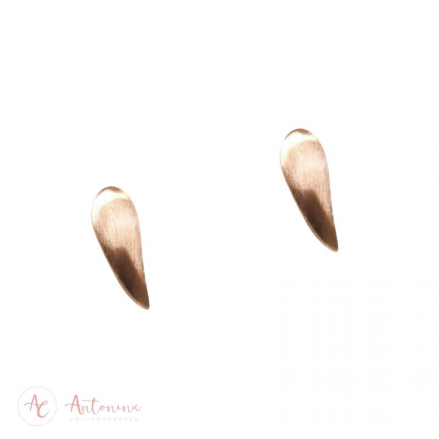 Brinco Gota Curva Banhado Em Ouro 18k