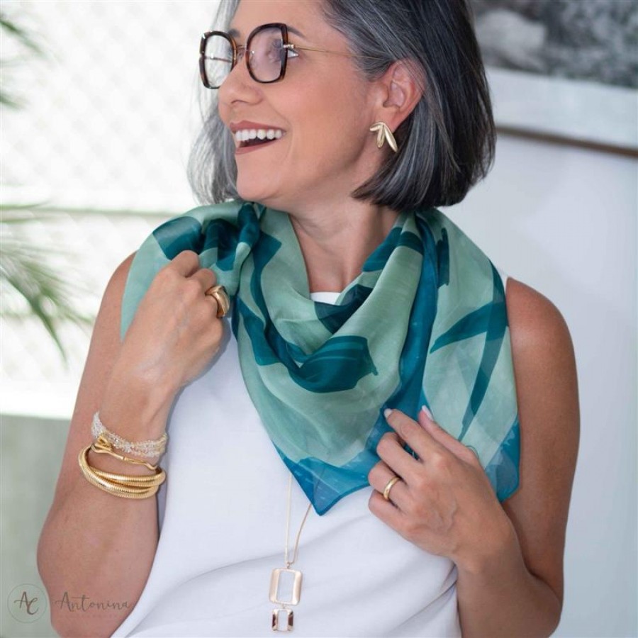 Brinco Folha Tripla Banhado Em Ouro 18k