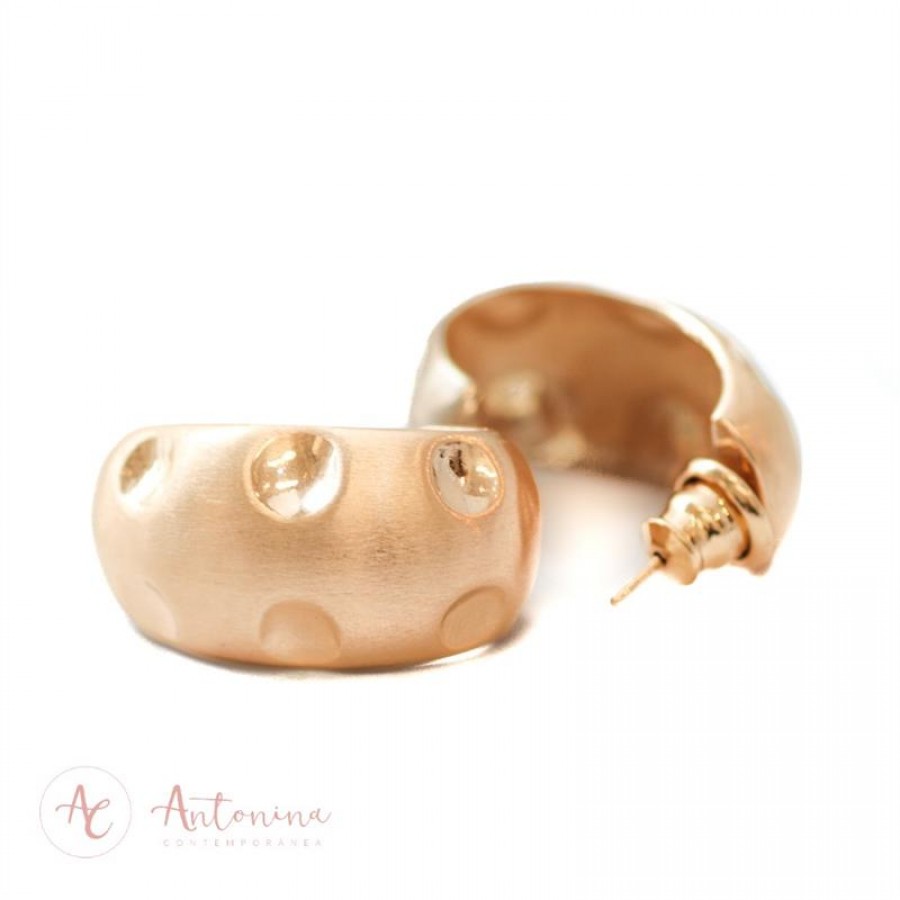 Brinco Fosco Luar Banhado Em Ouro 18k