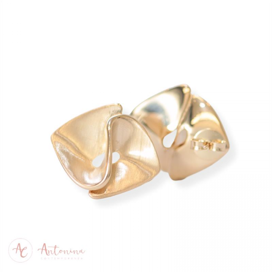 Brinco Laço De Fita Banhado Em Ouro 18k