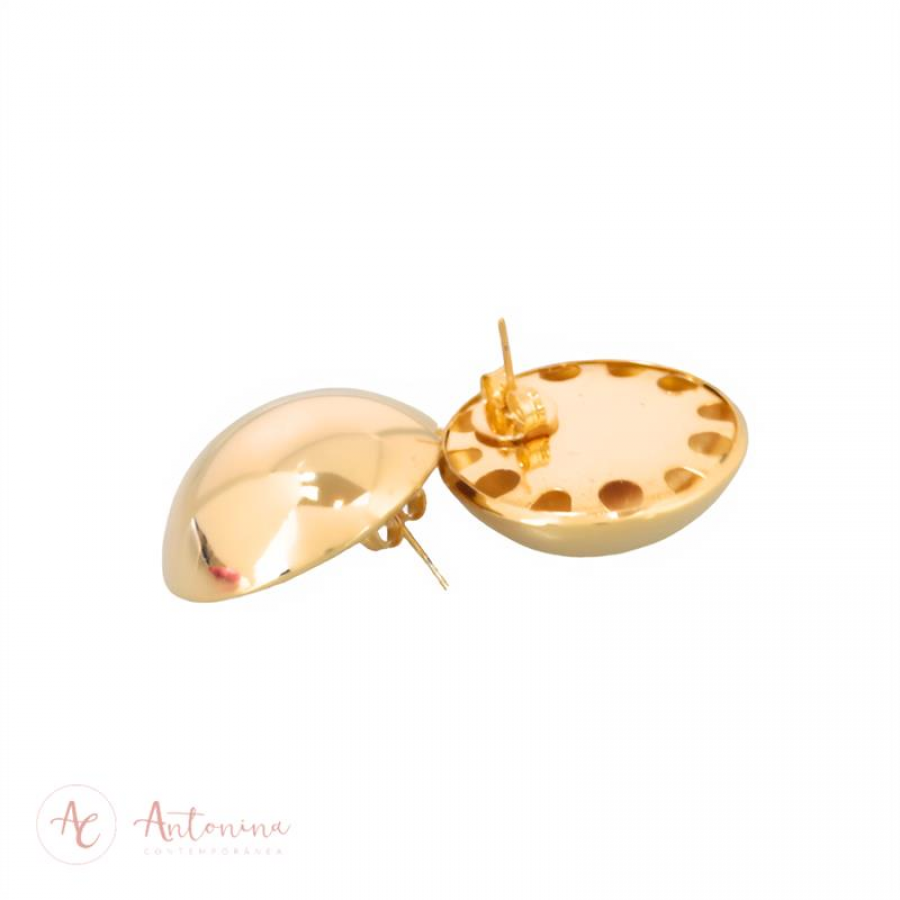 Brinco Meia Bola Lisa Banhado Em Ouro 18k