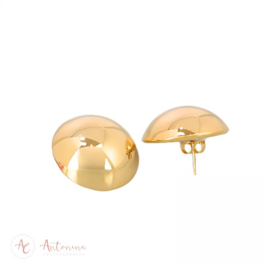 Brinco Meia Bola Lisa Banhado Em Ouro 18k