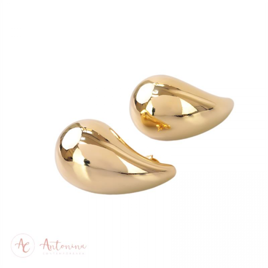 Brinco Gota Lisa M Banhado Em Ouro 18k