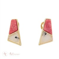 Brinco Nativa Feldspato Vermelho E Rutilo Grafitado  Banhado Em Ouro 18k