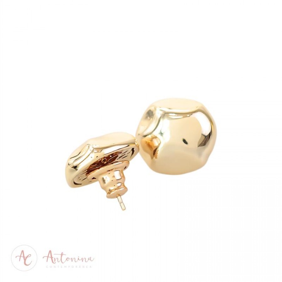 Brinco Petit Martelado Banhado Em Ouro 18k