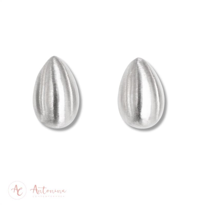 Brinco Gota Oval Banhado Em Prata <br><span style='color:#fff;'>Joias</span>