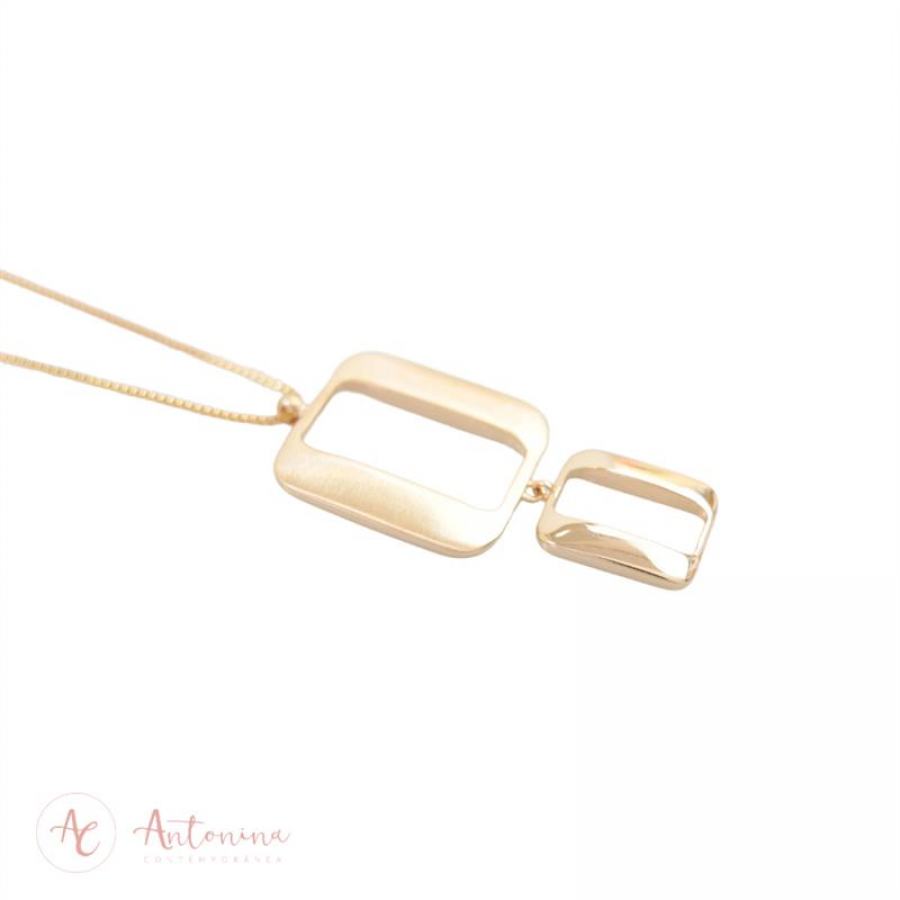 Colar Duplo Quadrado Vazado Banhado Em Ouro 18k