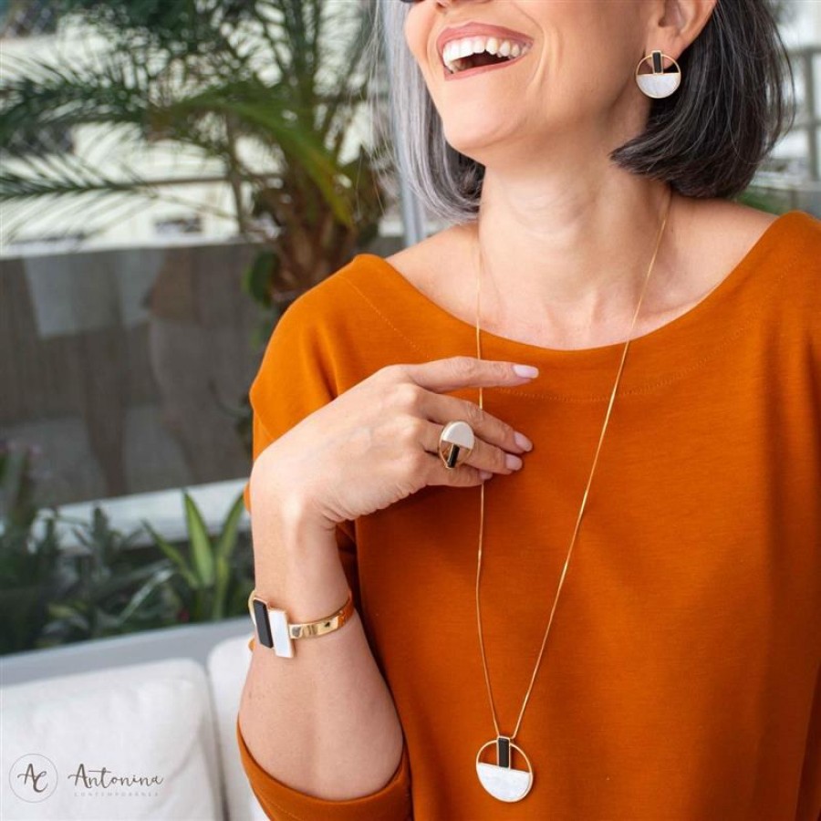 Colar Forma Redondo Amazonita Nude  E Ônix Banhados Em Ouro 18k