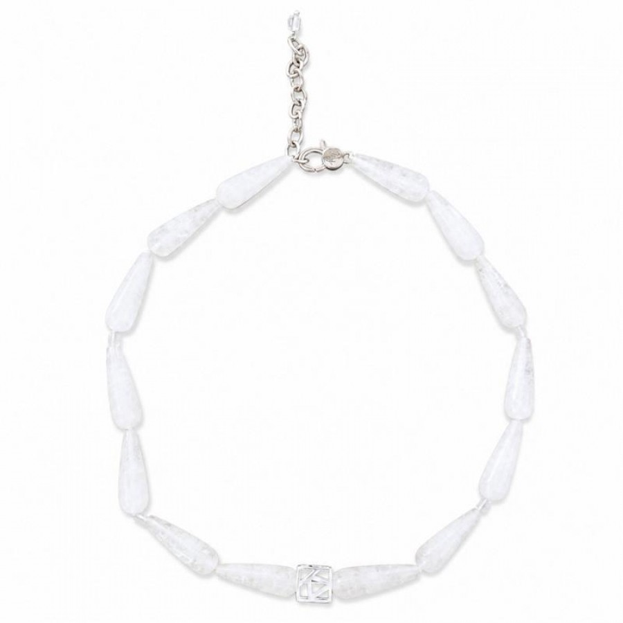 Colar Curto Quartzo Branco Com Cubo Louvre Banhado Em Prata