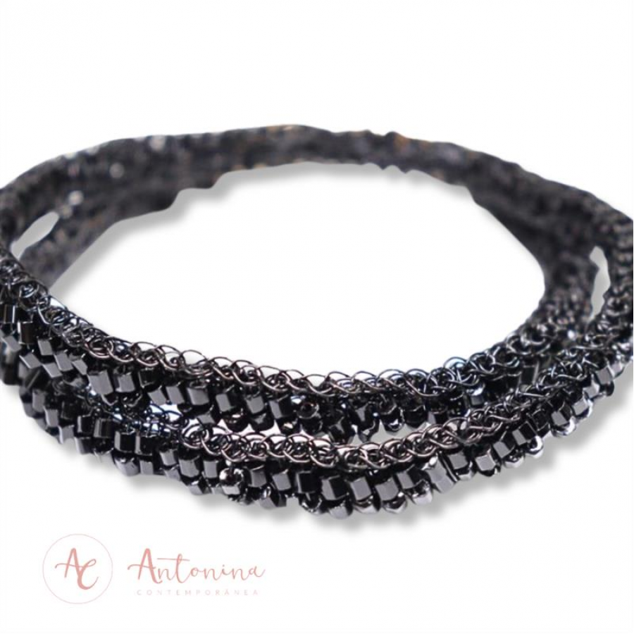 Pulseira/Choker Velvet Preto Banhado Em Ouro 18k