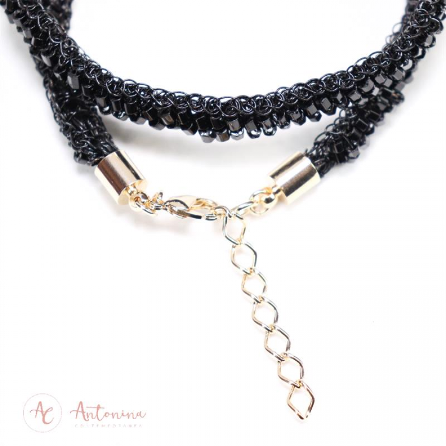 Pulseira/Choker Velvet Preto Banhado Em Ouro 18k
