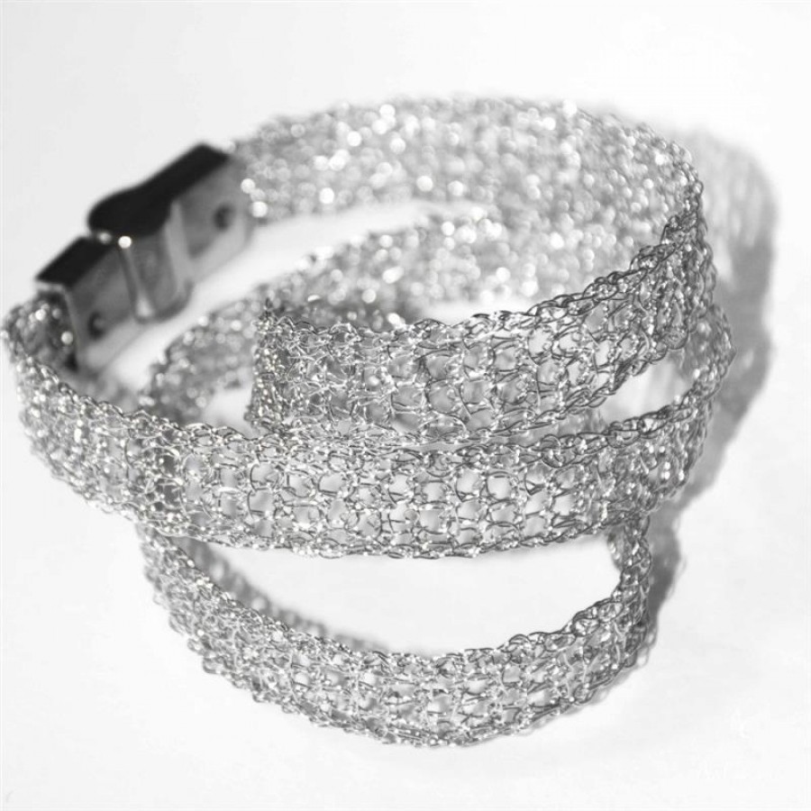 Bracelete Entrelaçado De Crochê Banhado Em Ródio