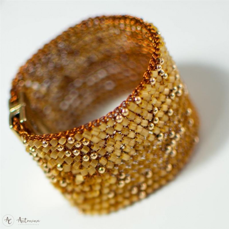 Bracelete Pontos De Luz Crochê Dourado