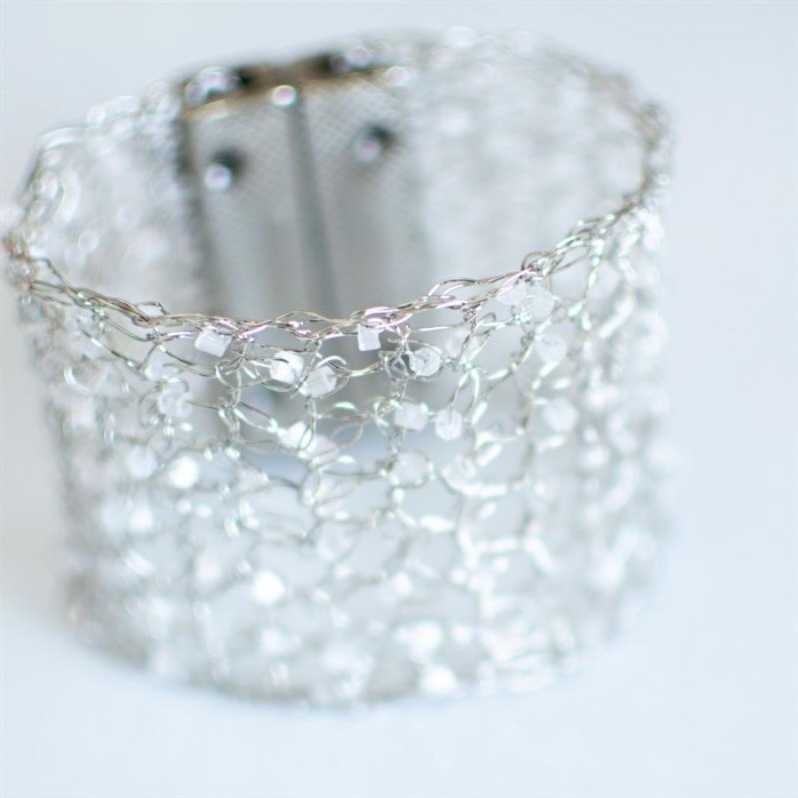 Bracelete Entrelaço Cristal Translúcido Banhado Em Ródio